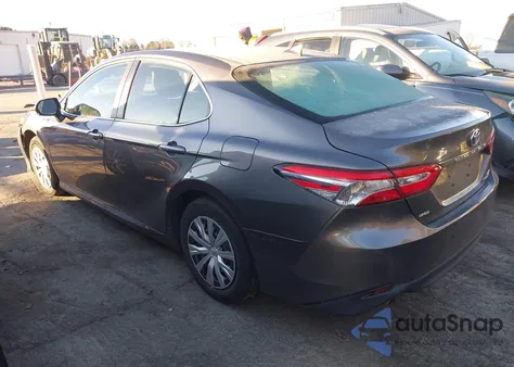 2019 Toyota Camry Hybrid Le z USA, uszkodzony, nr VIN 4T1B31HK7KU512065
